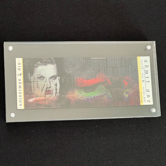 Taylor Swift Reputation Stadium Tour VIP Commemorative Holographic Ticket - Picture 4 of 6